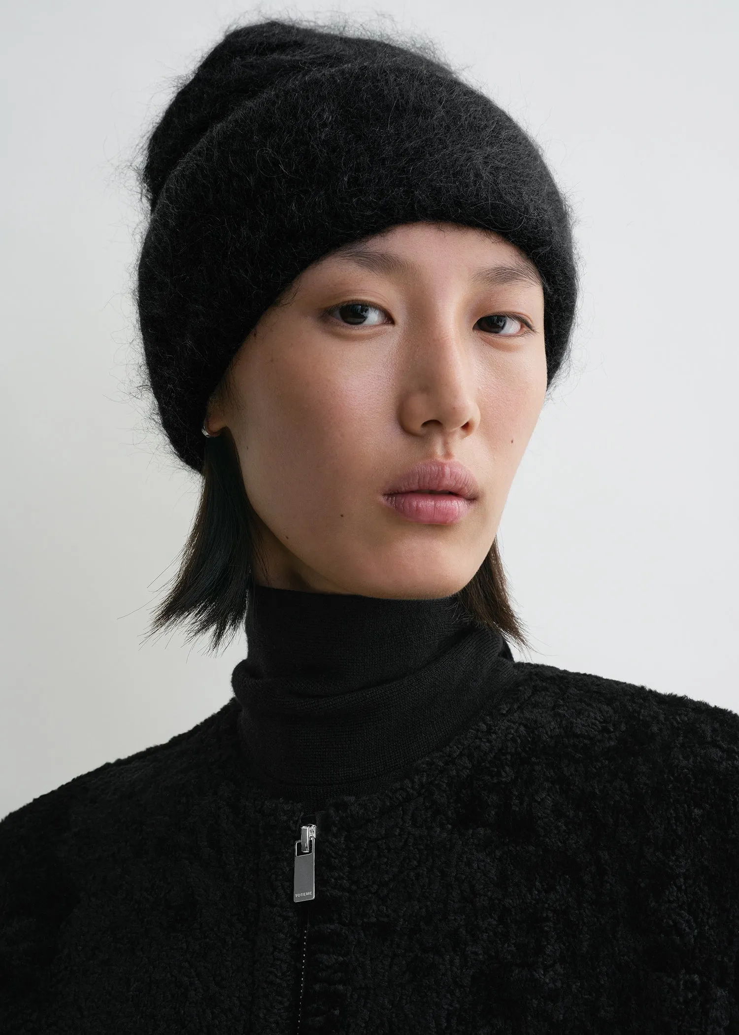 Alpaca knit beanie black