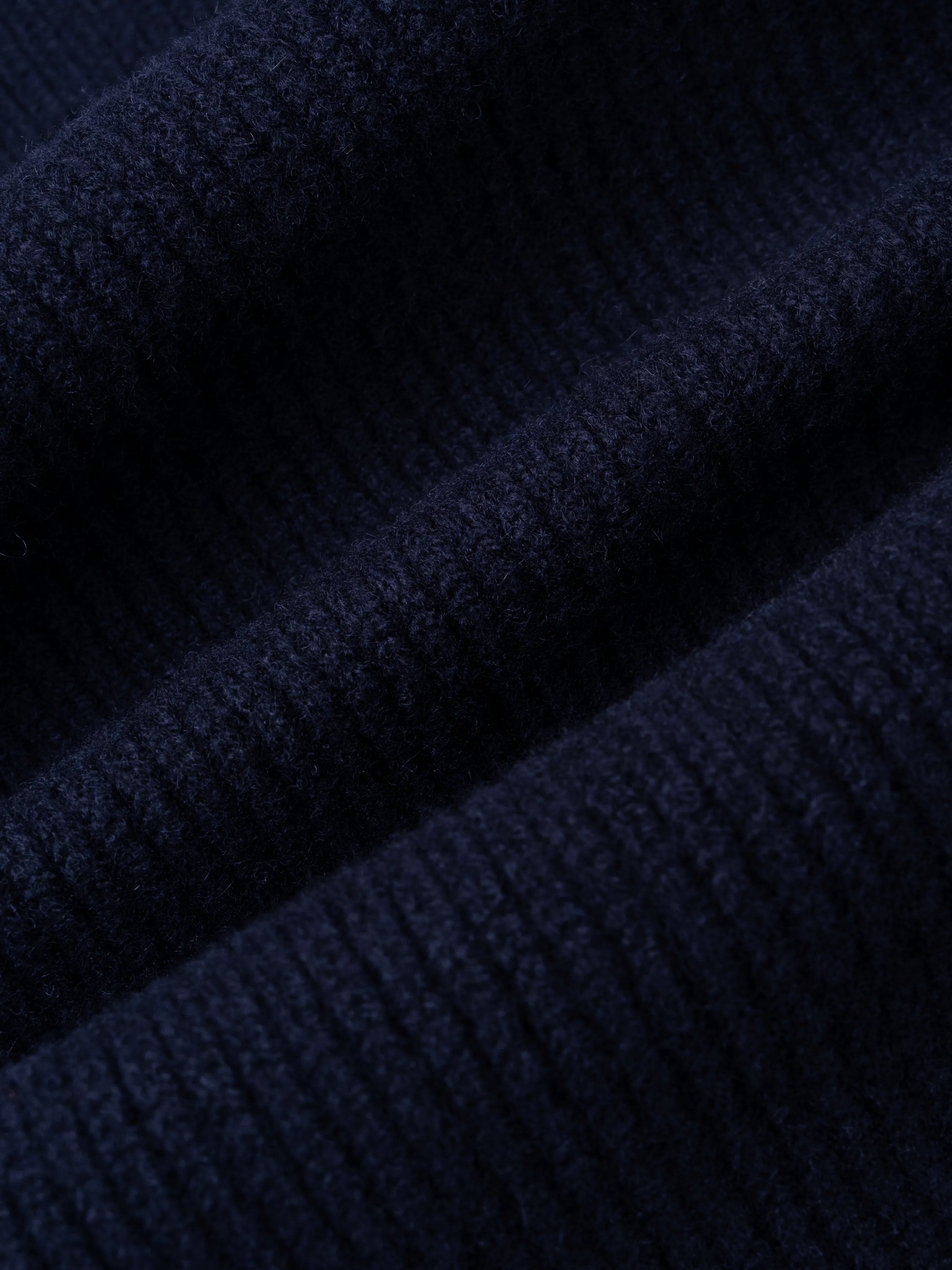 Braemar Scarf in Navy Lambswool