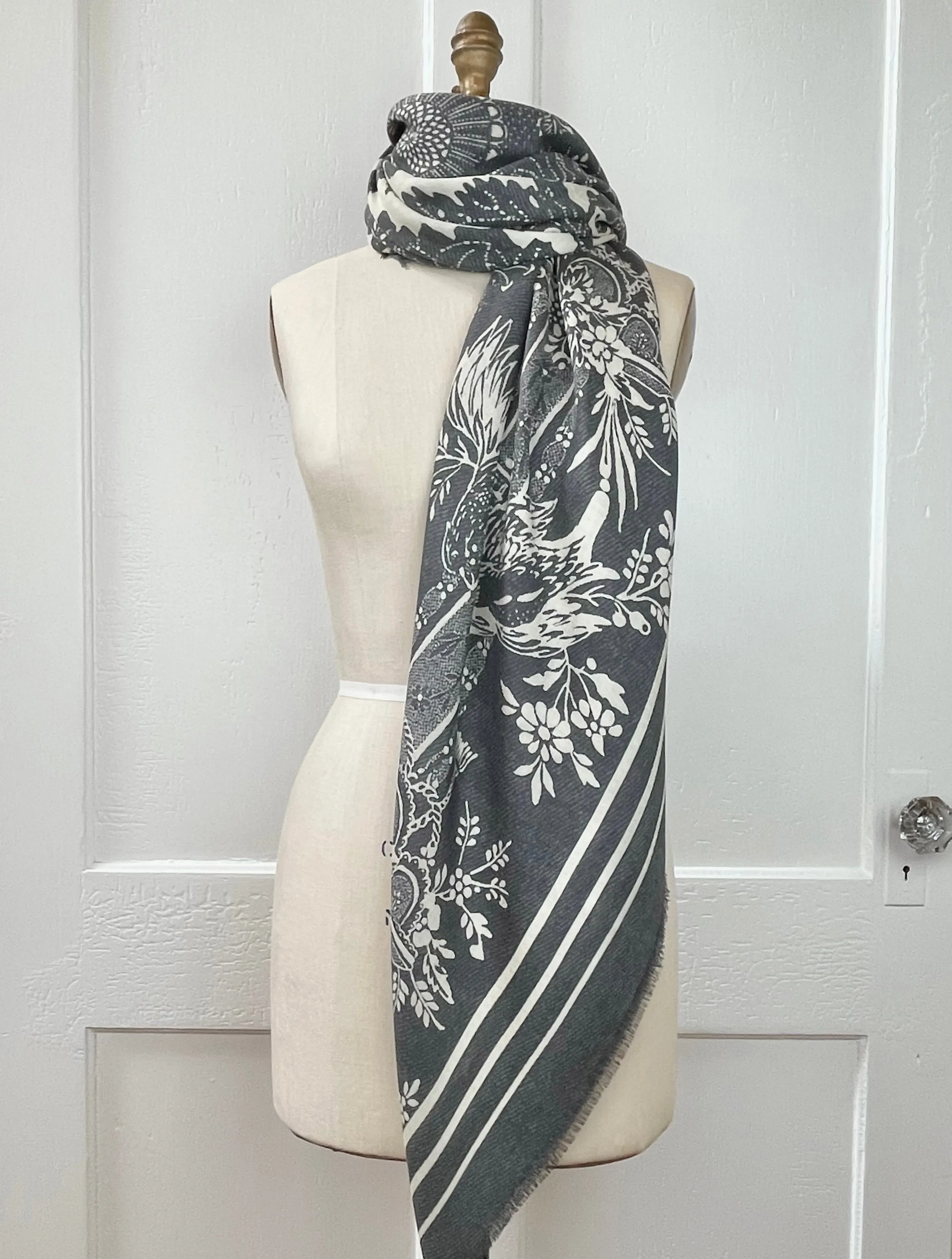 Cashmere-Silk Forbidden Pomegranate Scarf (3 Colors)