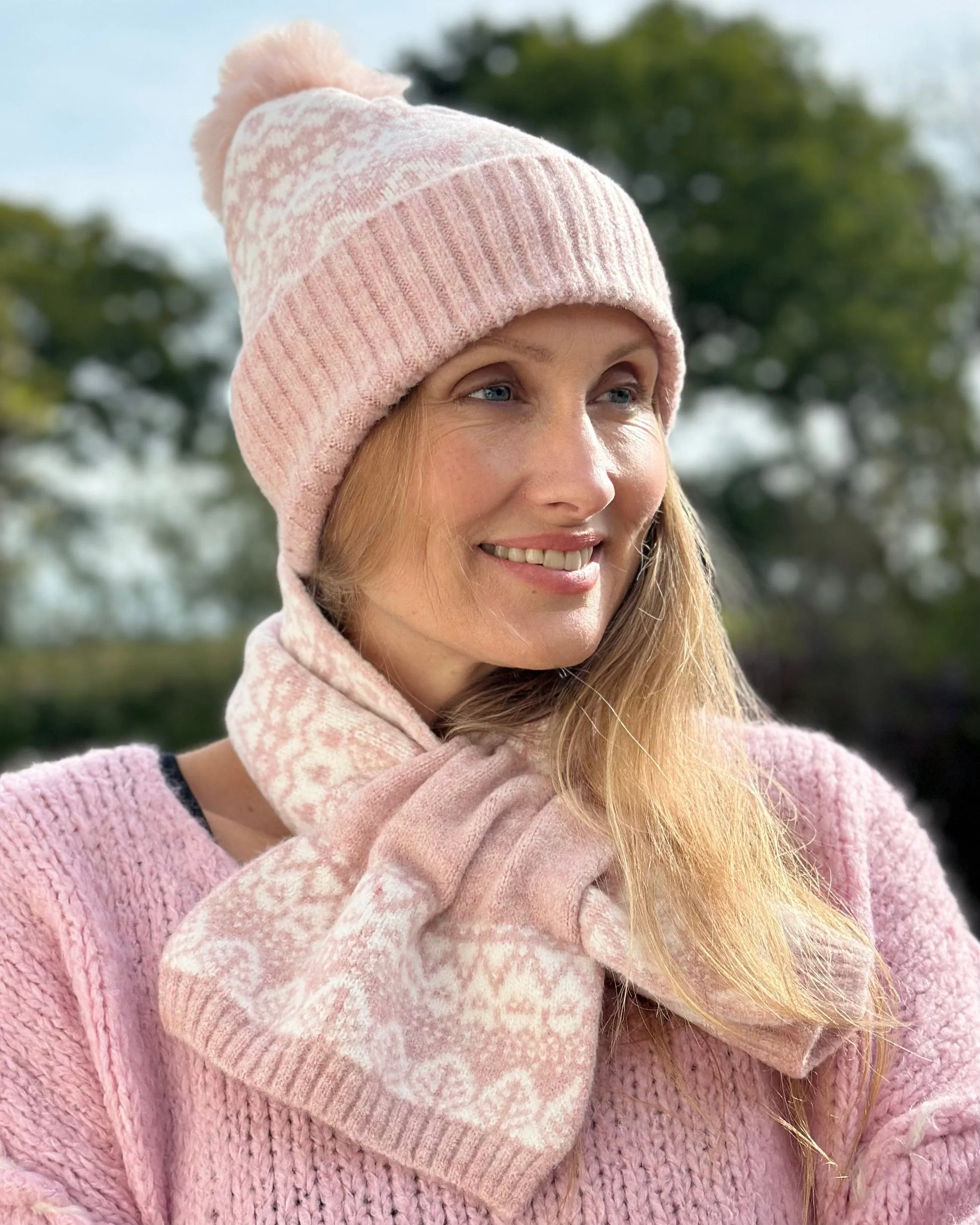 Fairisle Mix Pull Through Scarf - Pale Pink