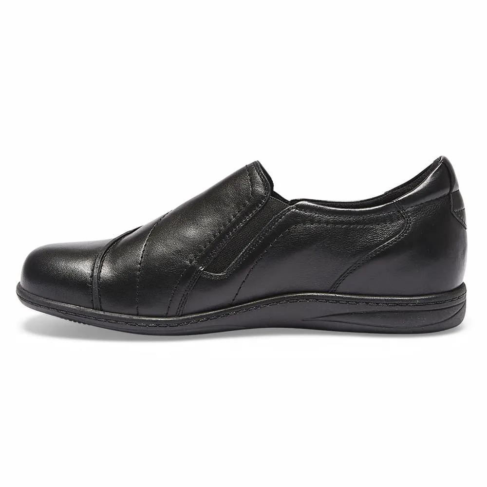 Latrobe Loafer in Black Leather