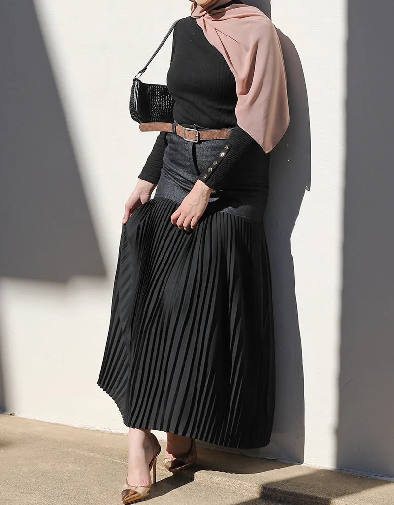 Modish Pleat Skirt