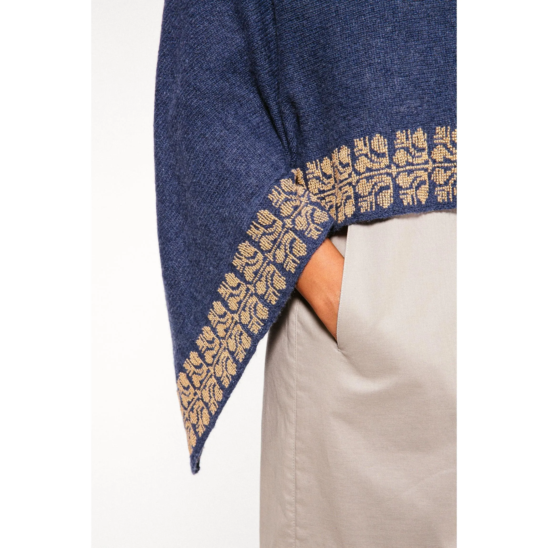 NOTTE BLUE CASHMERE PONCHO