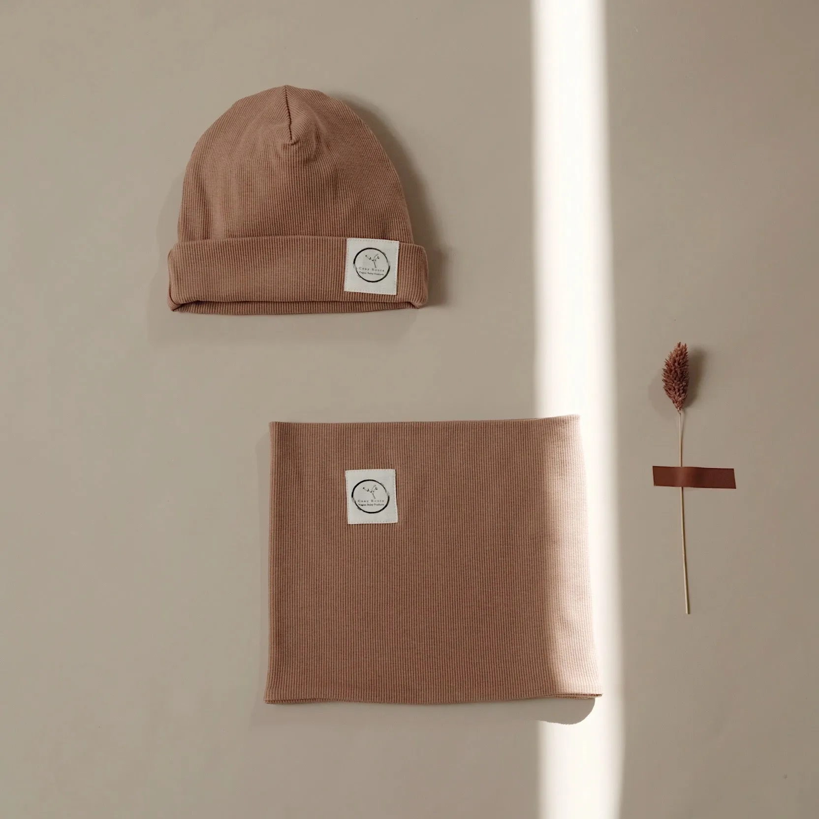 Organic Rib Beanie - Walnut