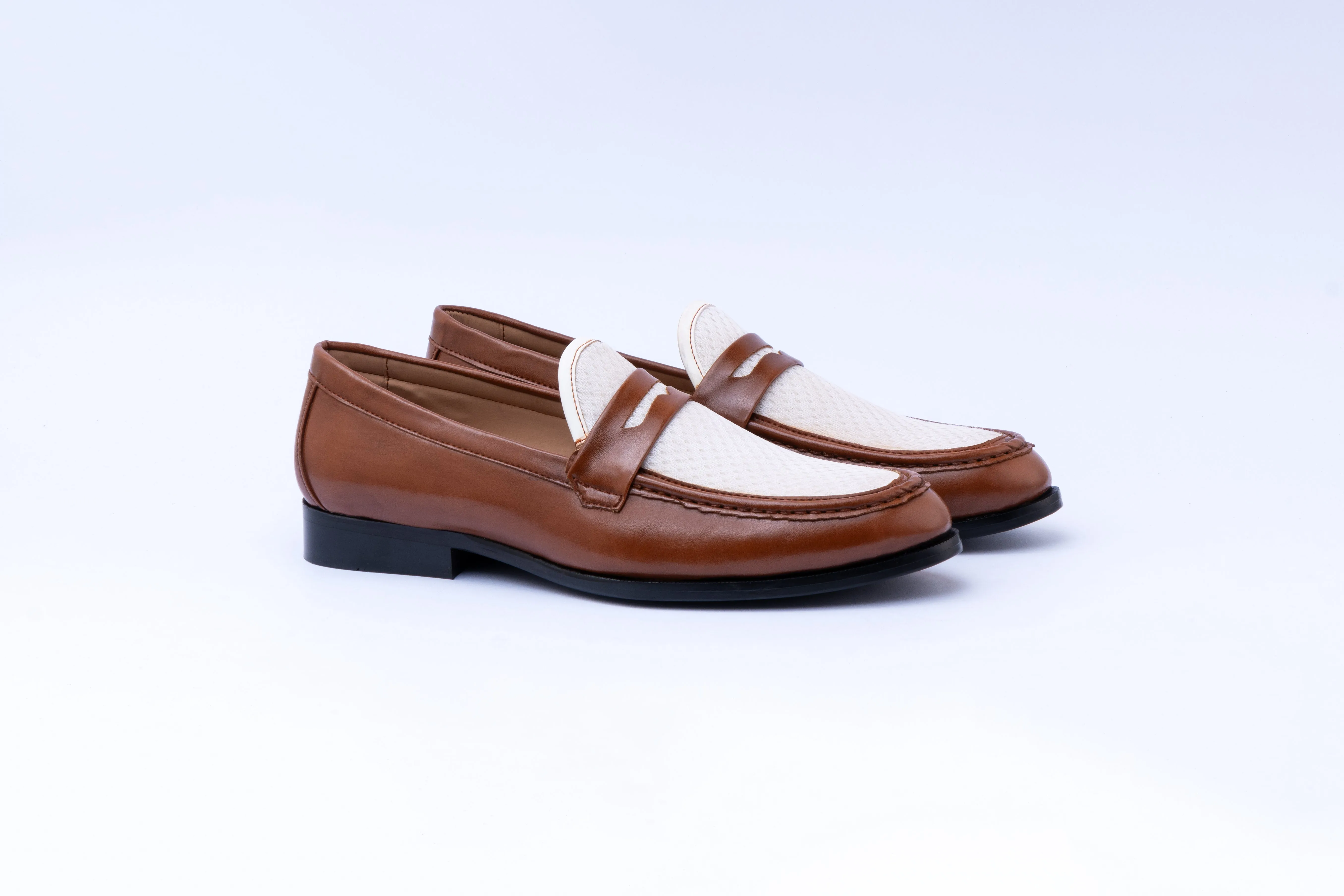 Penny loafers with mesh detail- Tan