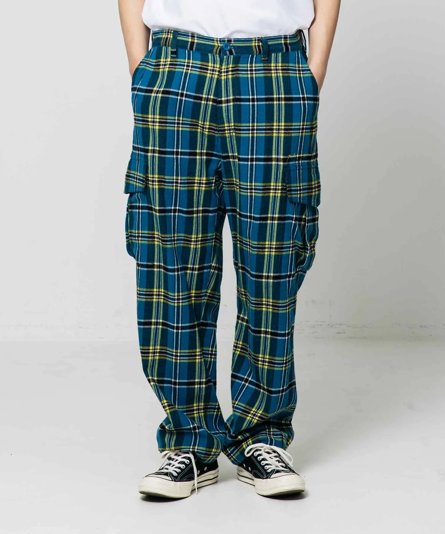 PLAID CARGO PANTS