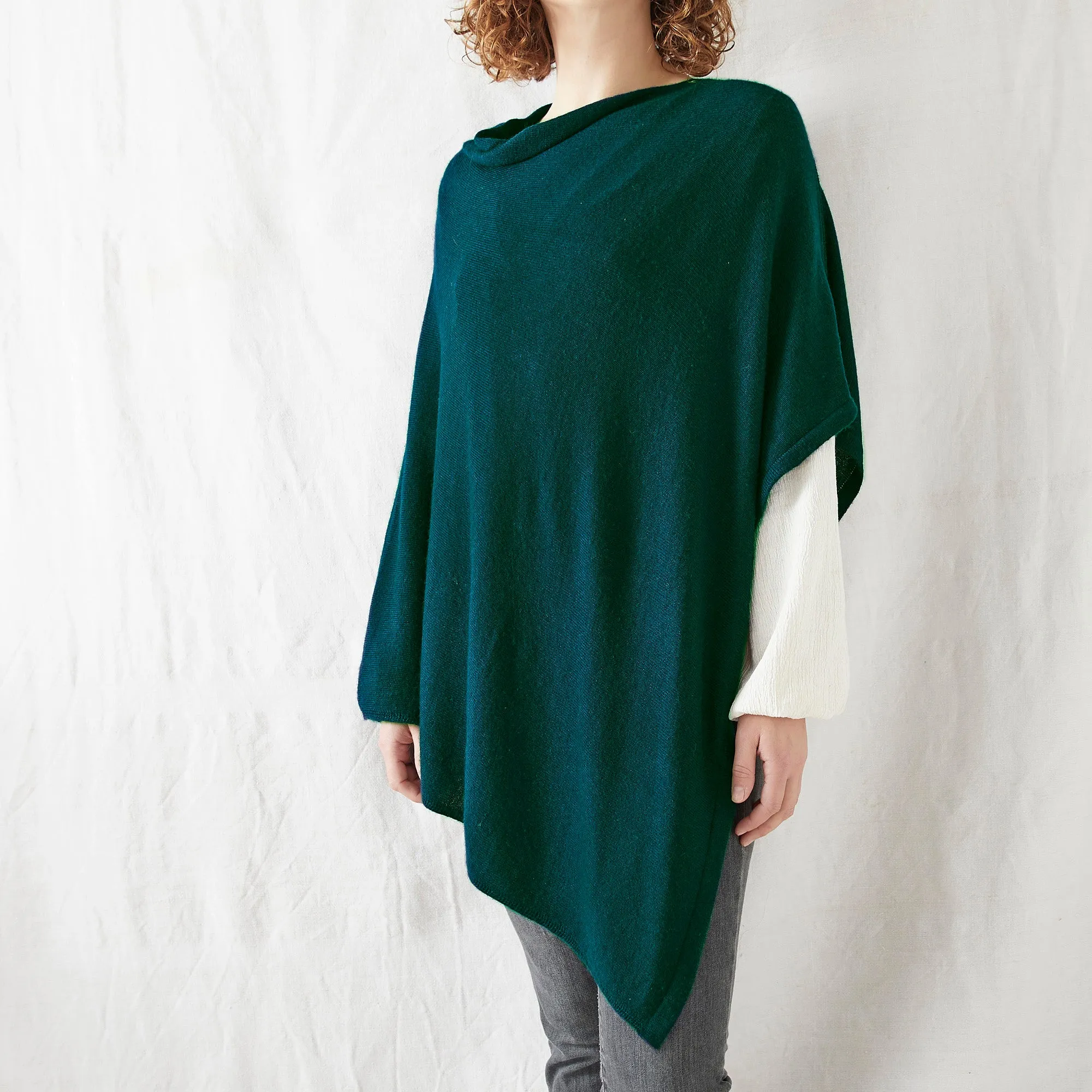 RISI Luxury Soft Fine Knit Merino Cowl Poncho