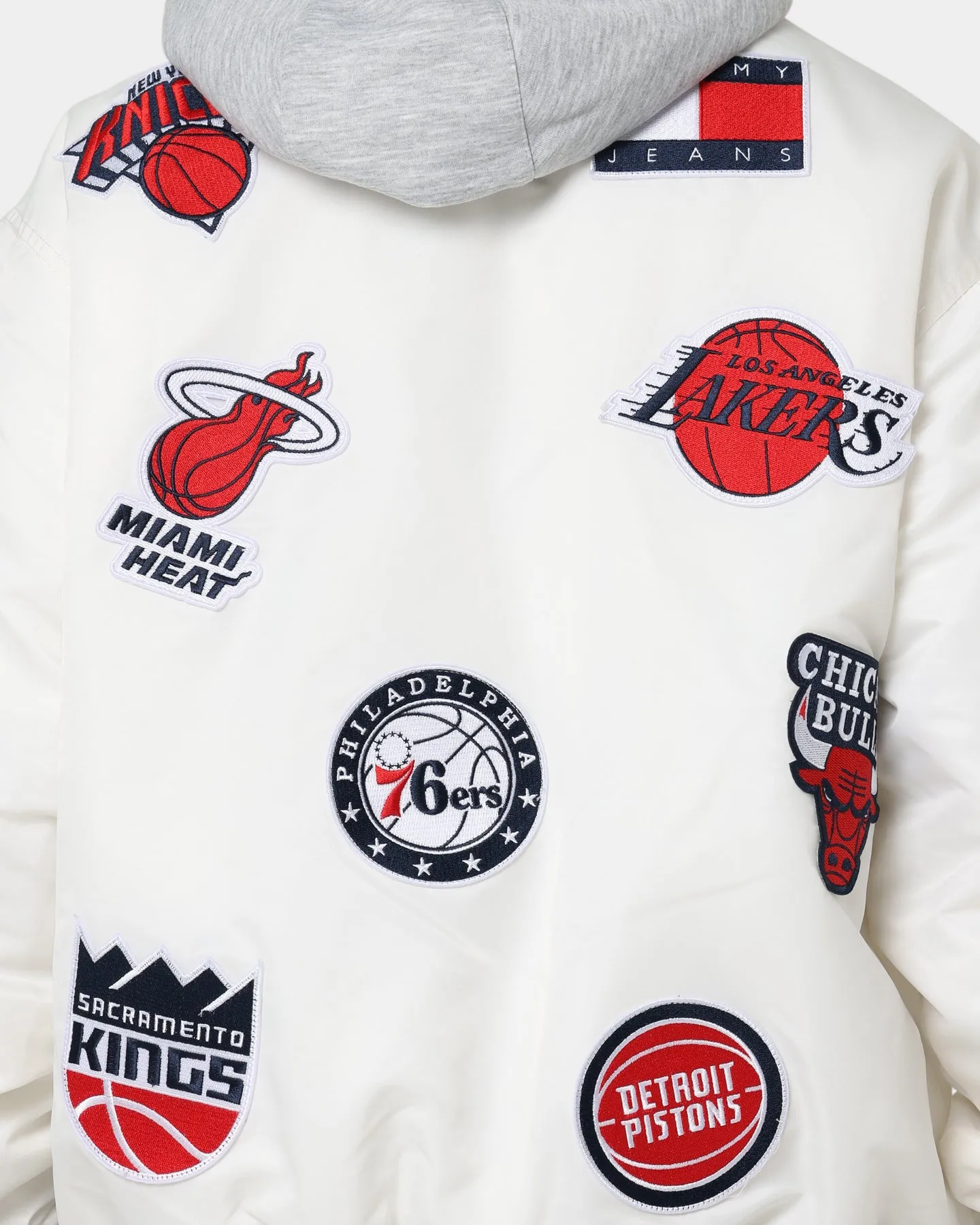 Tommy Jeans Tommy Jeans X NBA M16 Jacket Ancient White