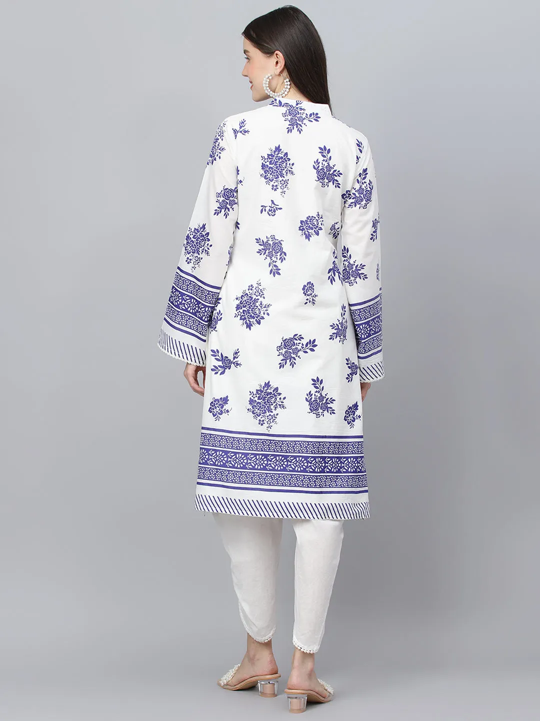 Women White Floral Printed Straight Kurta With Tulip Pant