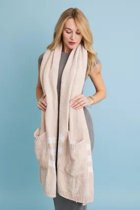 Wrap & Go Chenille Pocket Scarf - Soft Comfort with Handy Pockets 🧣